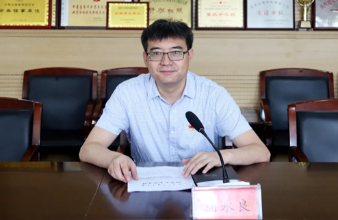 黨委委員、副院長    周永良