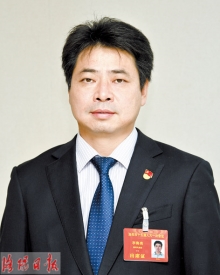 李海亮